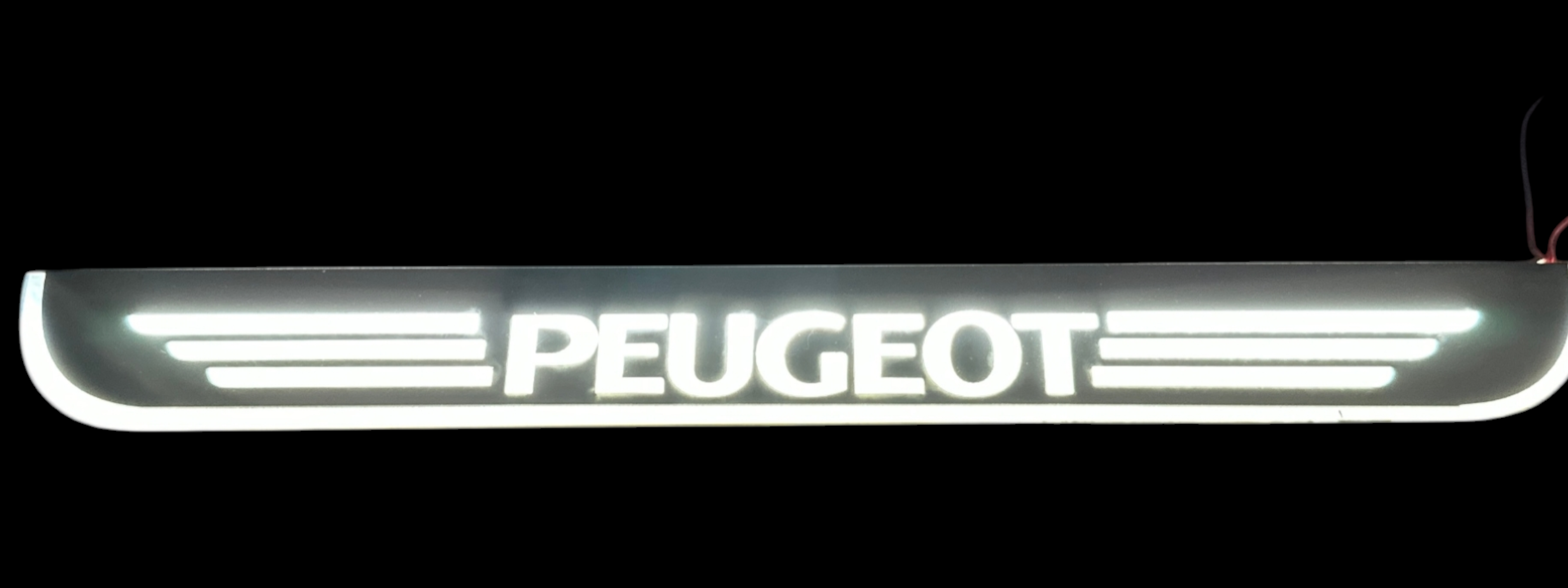 پارکابی خودرو چراغدار اقتصادی طرح پژو 2 عددی.‌.لوکس خودرو..تزیینات ماشین